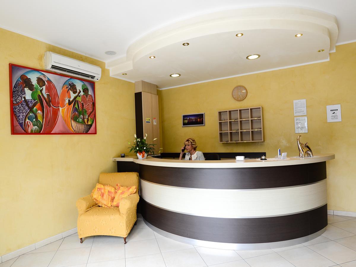 New Hotel Europa Crevalcore ภายนอก รูปภาพ