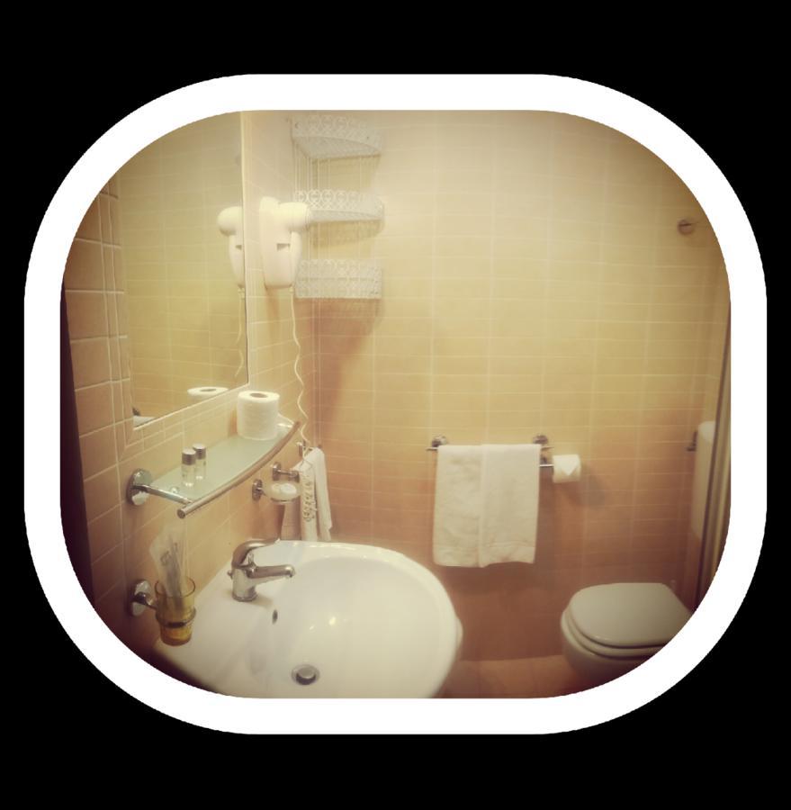 New Hotel Europa Crevalcore ภายนอก รูปภาพ